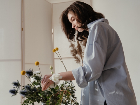 插图1–劳务派遣工的真实生存状态：不仅是跳板，更是出路–广州听雨麻劳务